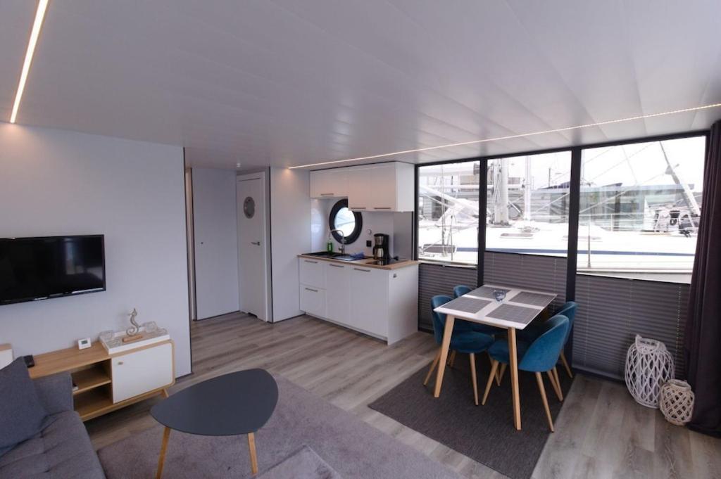 Hausboot Fjord Meeresbrise Mit Dachterrasse In فلنسبورغ المظهر الخارجي الصورة